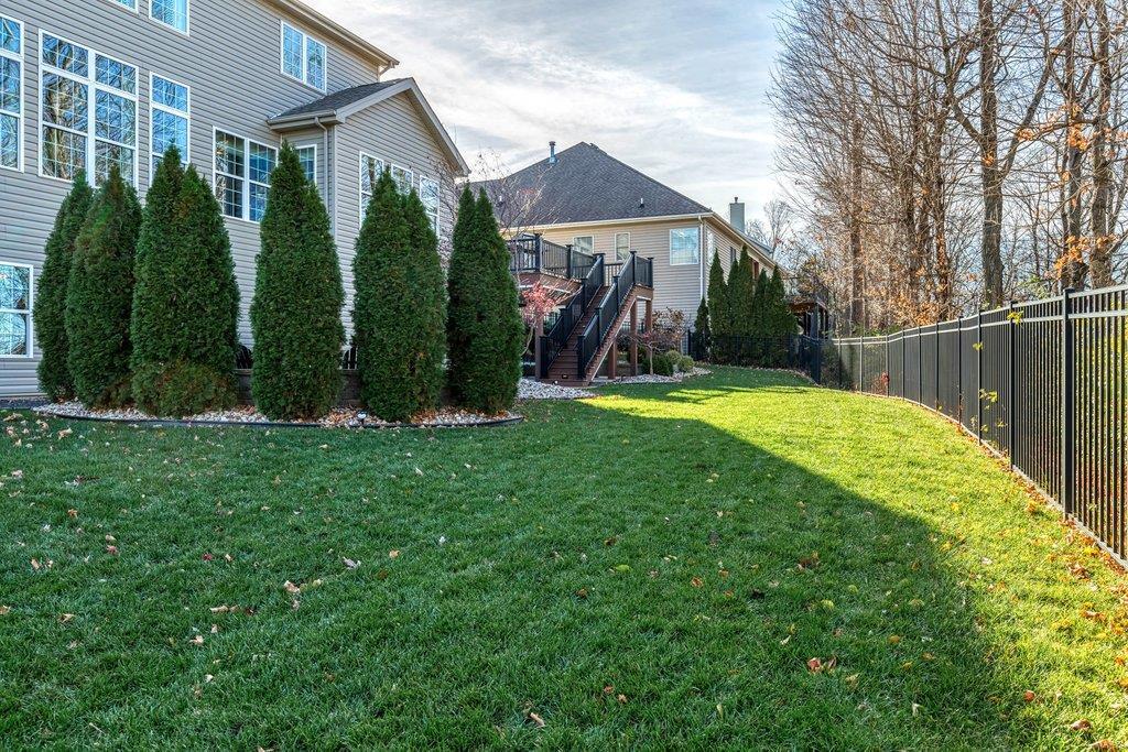 The Summit at Barathaven - Residential