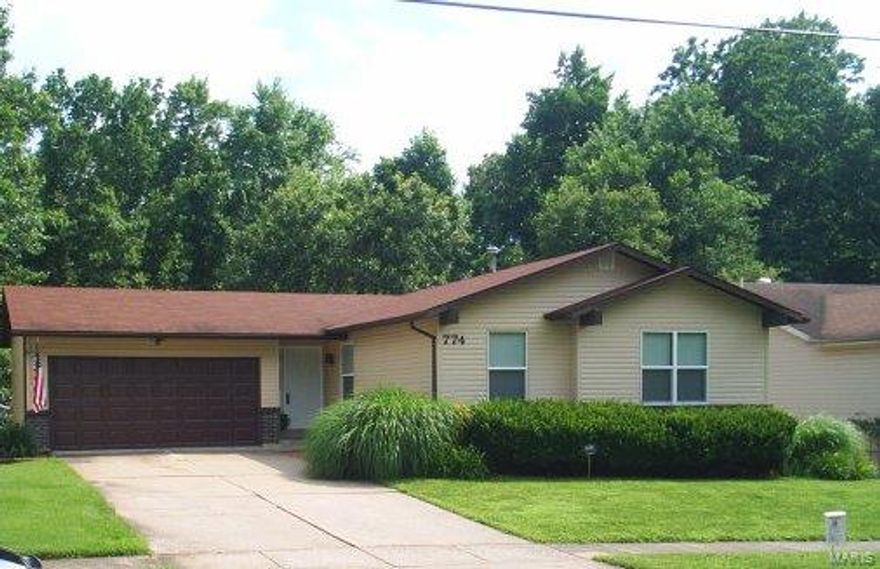 This is a Great 3 bedrm home with 3 full baths!, Updates:Newer Flooring throughout the home.  All New In Box Black Fridgeidare  Refrige, stove and dishwasher are now included with this home.  Buyer to install  Kitchen & baths have newer vinyl flooring. Dining rm, living rm and hall have newer wood laminate flooring. The main floor master, 2 bedrooms and basement Family/Rec room all  have new carpeting.  Windows have been updated throughout the home.  Alarm System too!  New Prime doors for the Livingroom and basement family room.  There is a Front entry closet & an entry door from garage to make life easy.   Fresh Paint throughout the home. Maintenance free exterior w/newer vinyl siding.  Large rear fenced yard has a great deck that walks out from Living room.  Patio under deck for summer fun.  Spacious basement is fully finished and  family room has walk out to rear patio.  Updated electric 200 amp panel and Newer Pex Plumbing lines.   A 2 car attached Garage  Completes the package. .