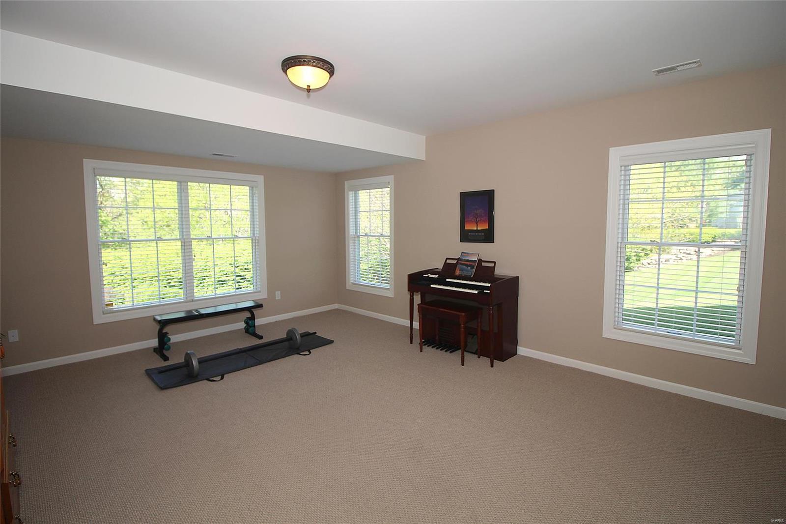 Anton Place - Residential