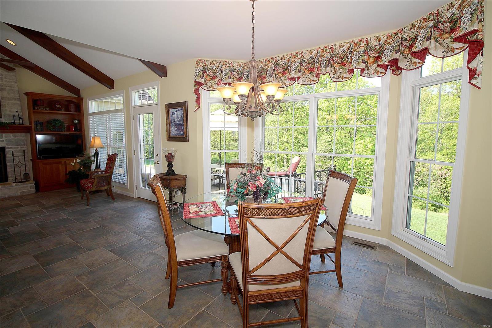 Anton Place - Residential