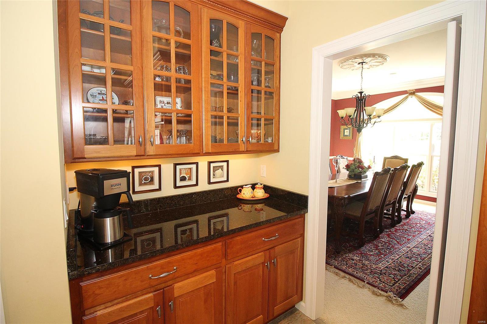 Anton Place - Residential