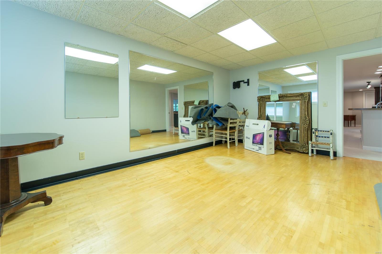 kingspointe 1 - Residential