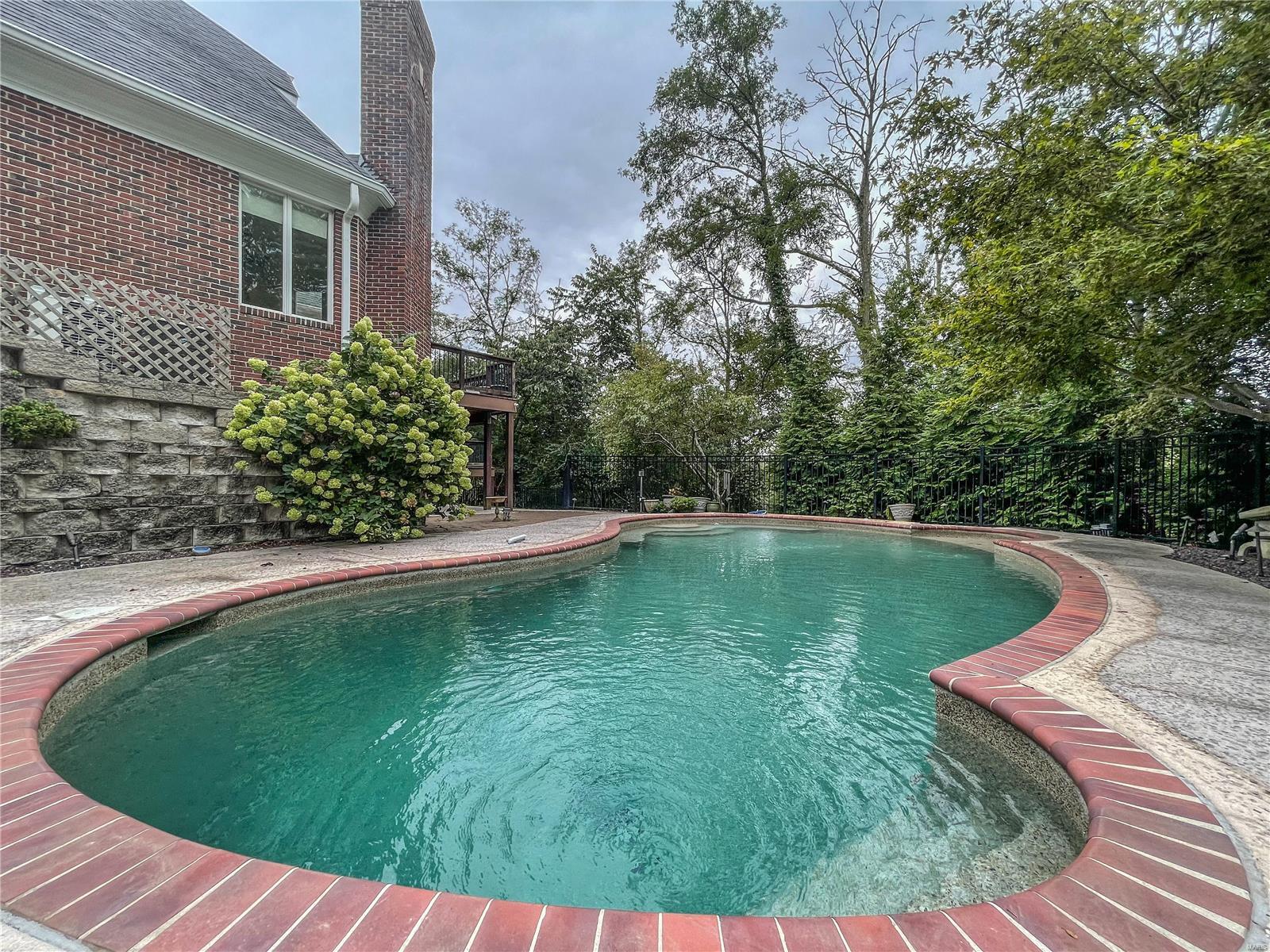 kingspointe 1 - Residential