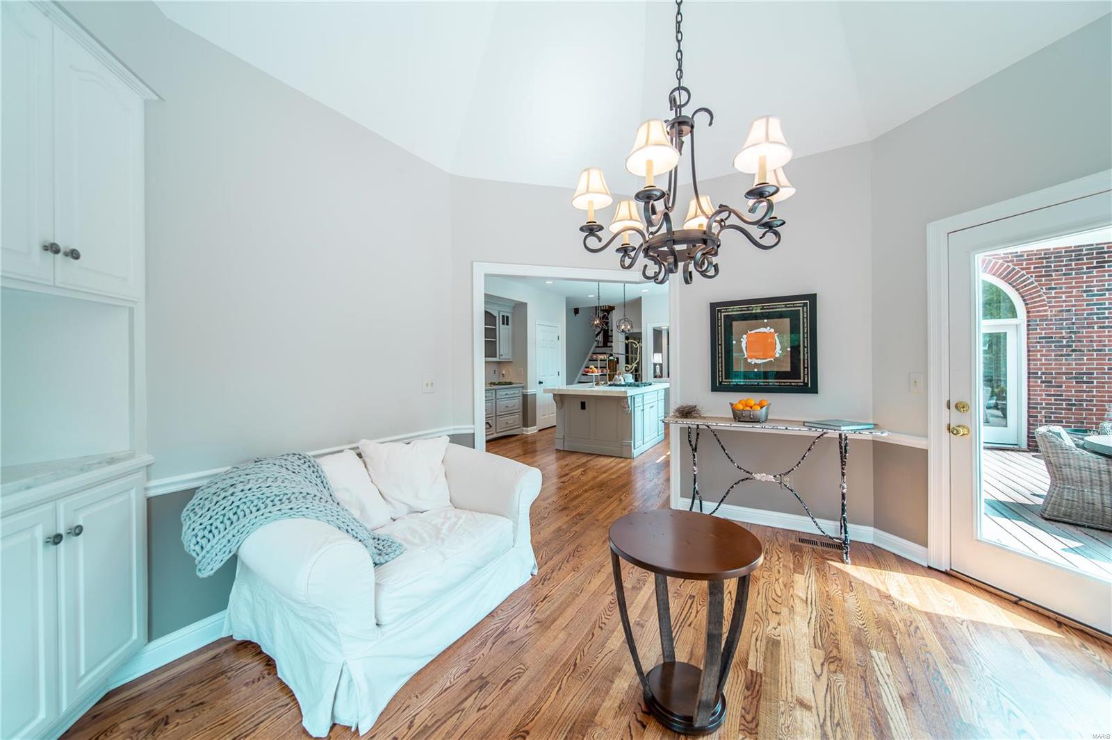 kingspointe 1 - Residential