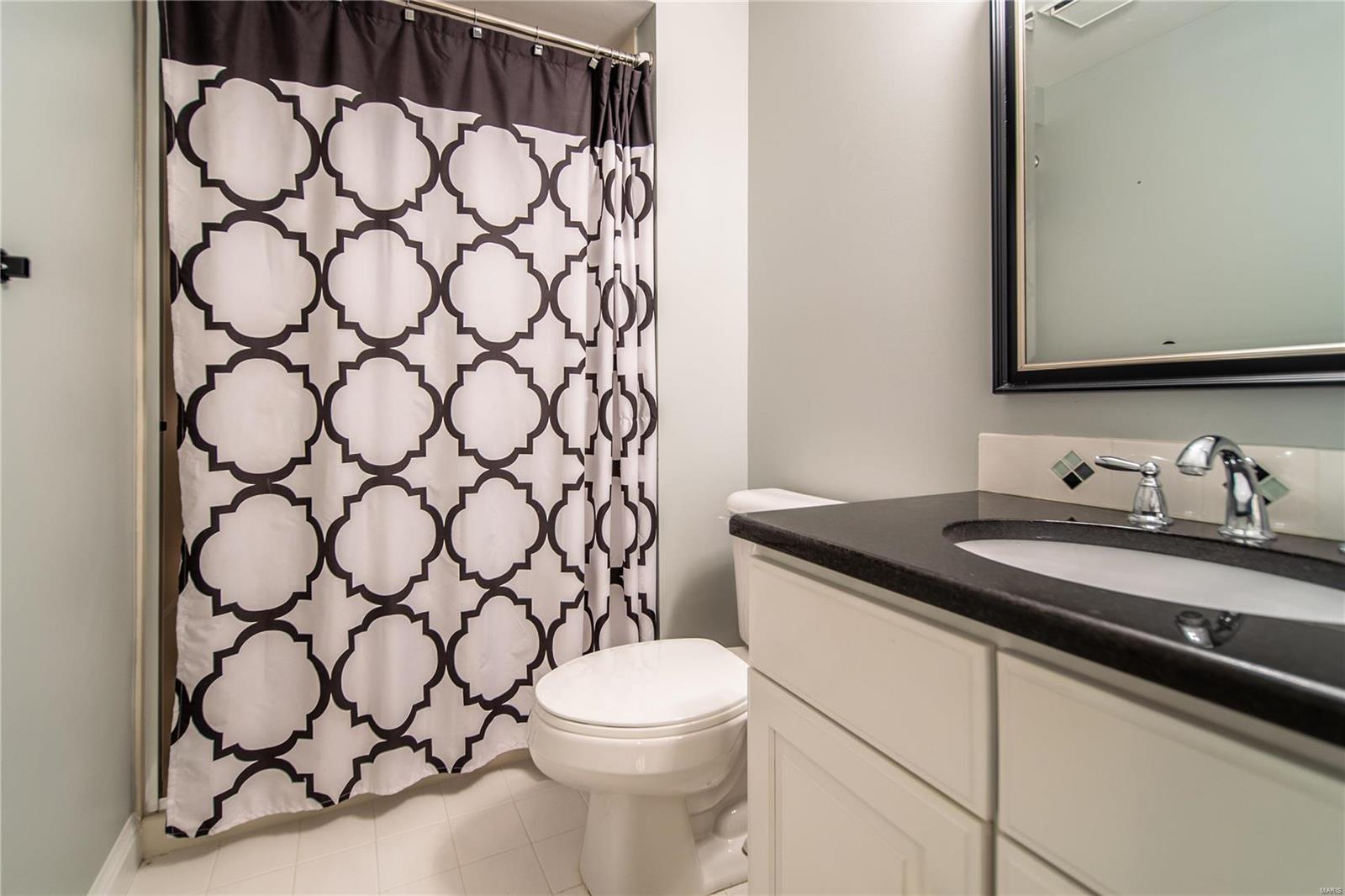 kingspointe 1 - Residential