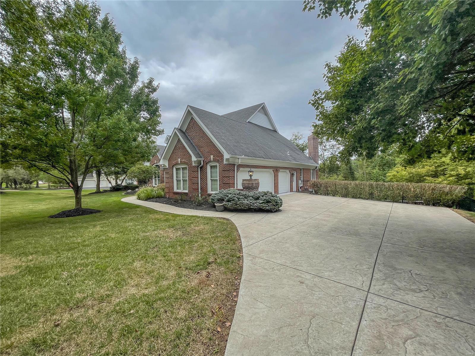 kingspointe 1 - Residential