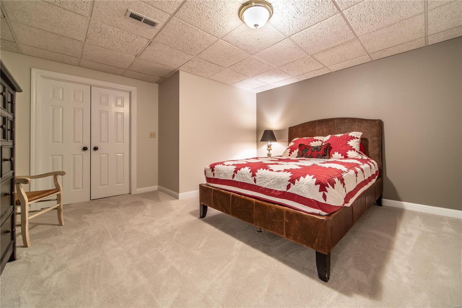 kingspointe 1 - Residential