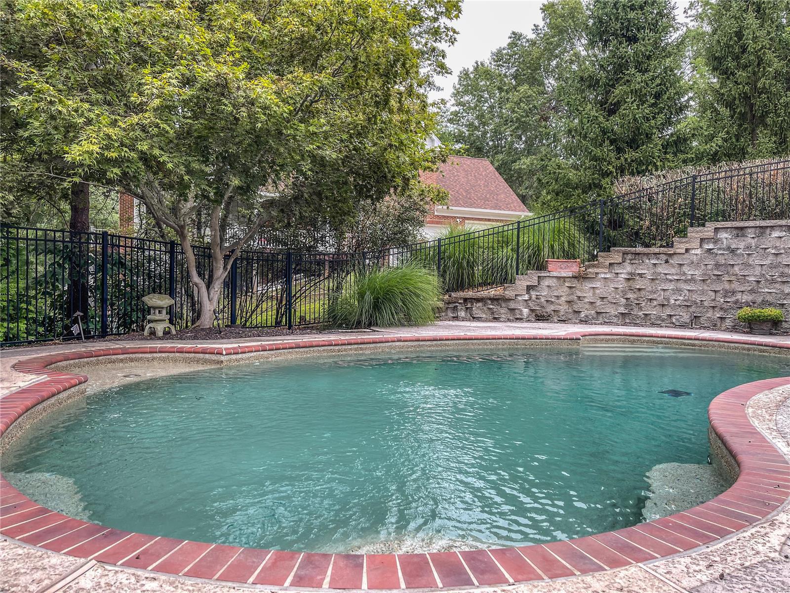 kingspointe 1 - Residential