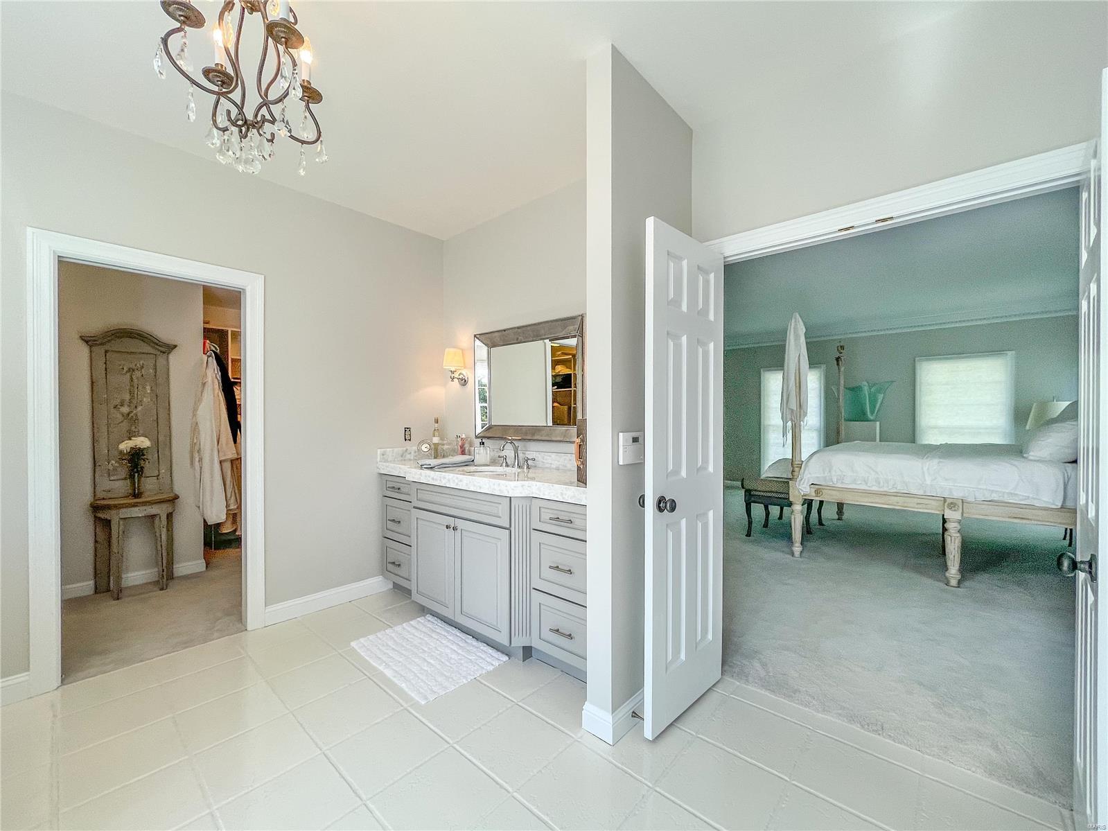 kingspointe 1 - Residential