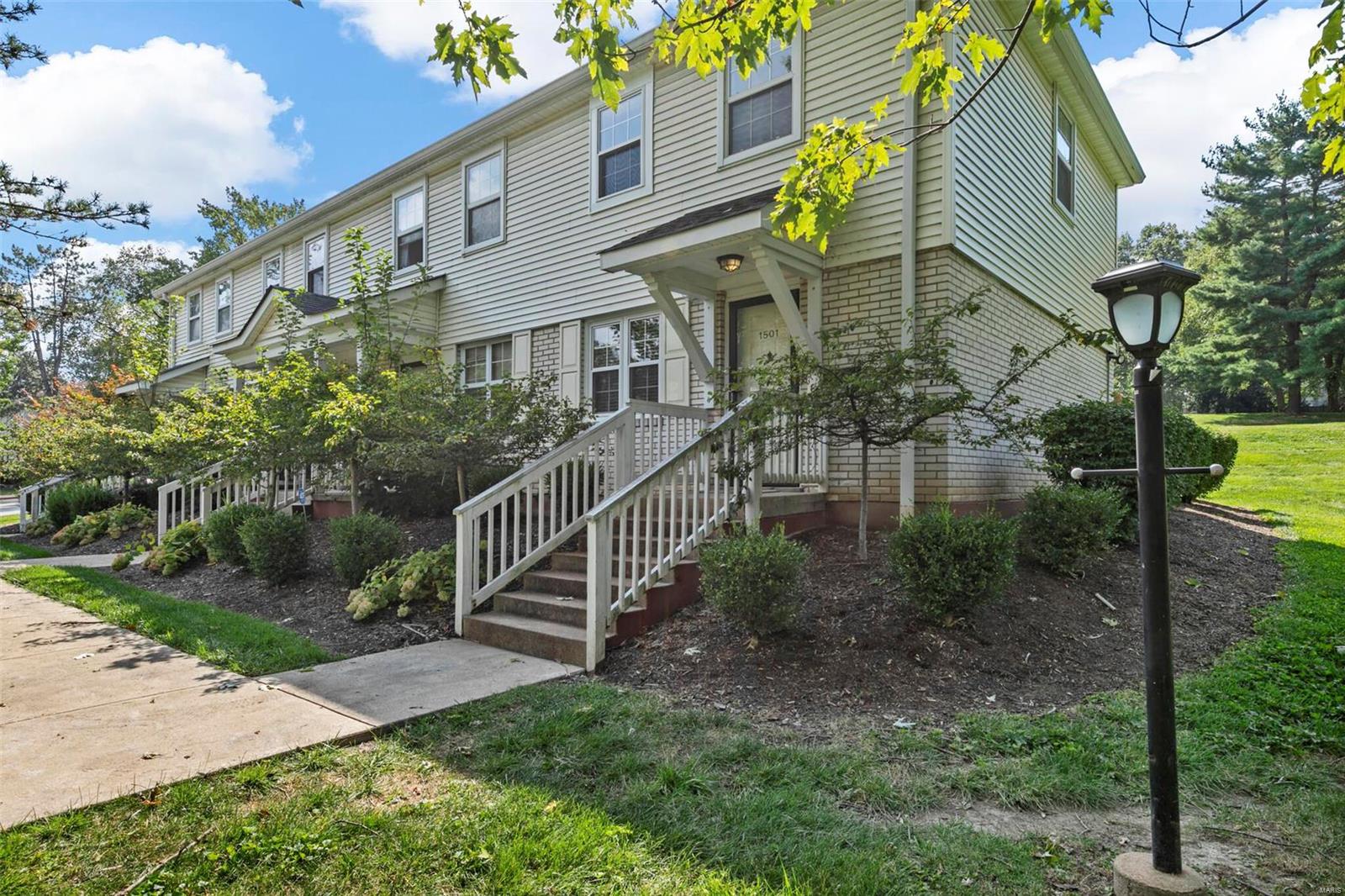 Brentwood Forest Condo Ph Four - Residential