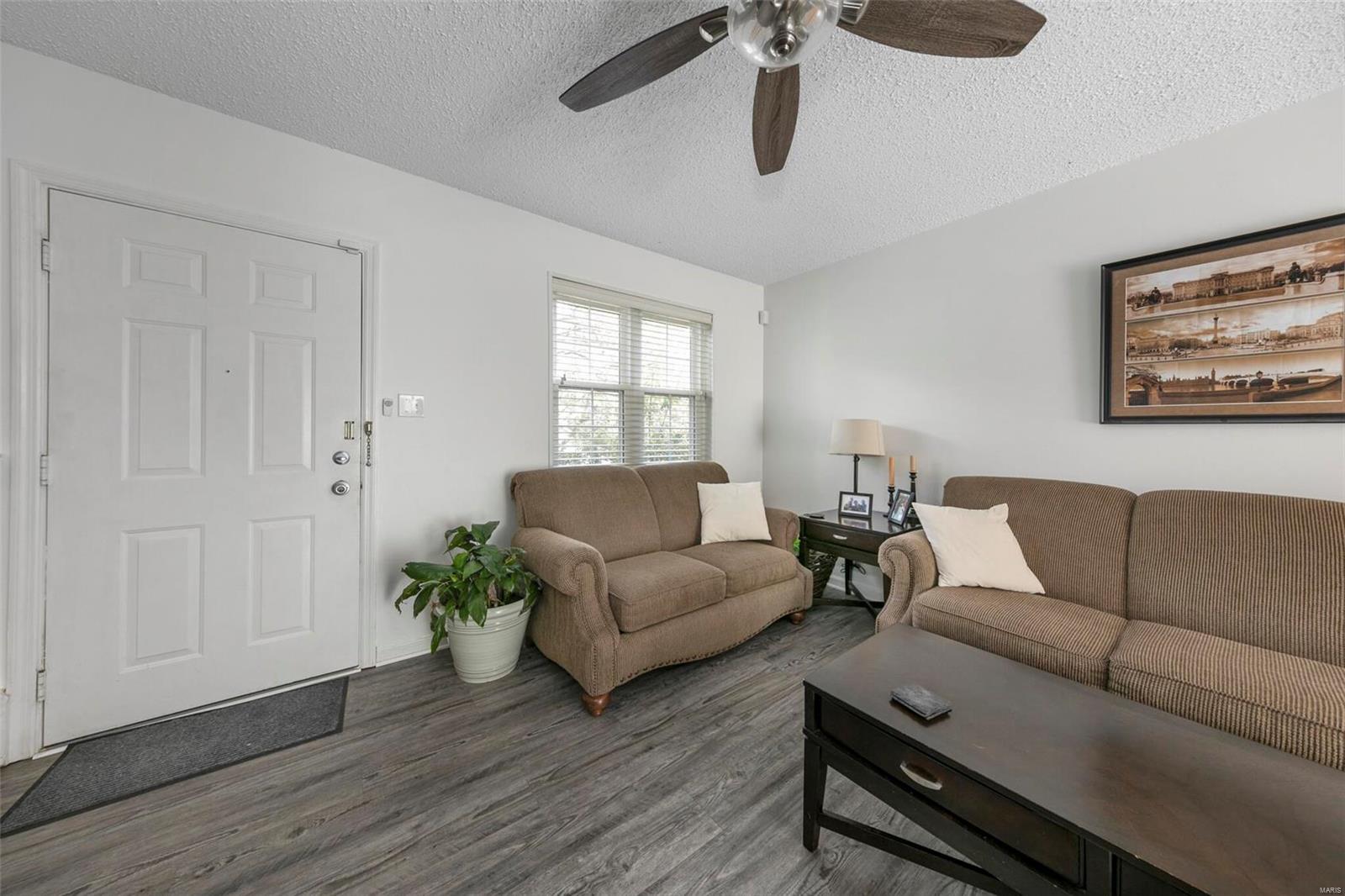 Brentwood Forest Condo Ph Four - Residential