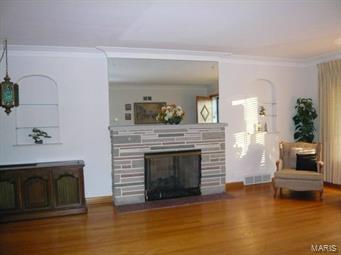 St. Louis Hills Estates - Residential Lease