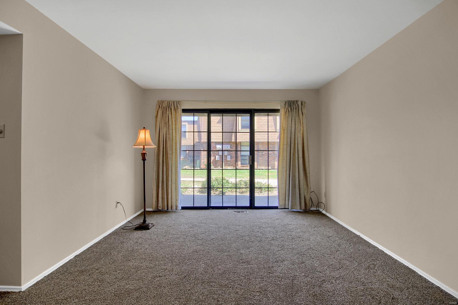 Chapel Ridge Sec 2 Condo - Residential