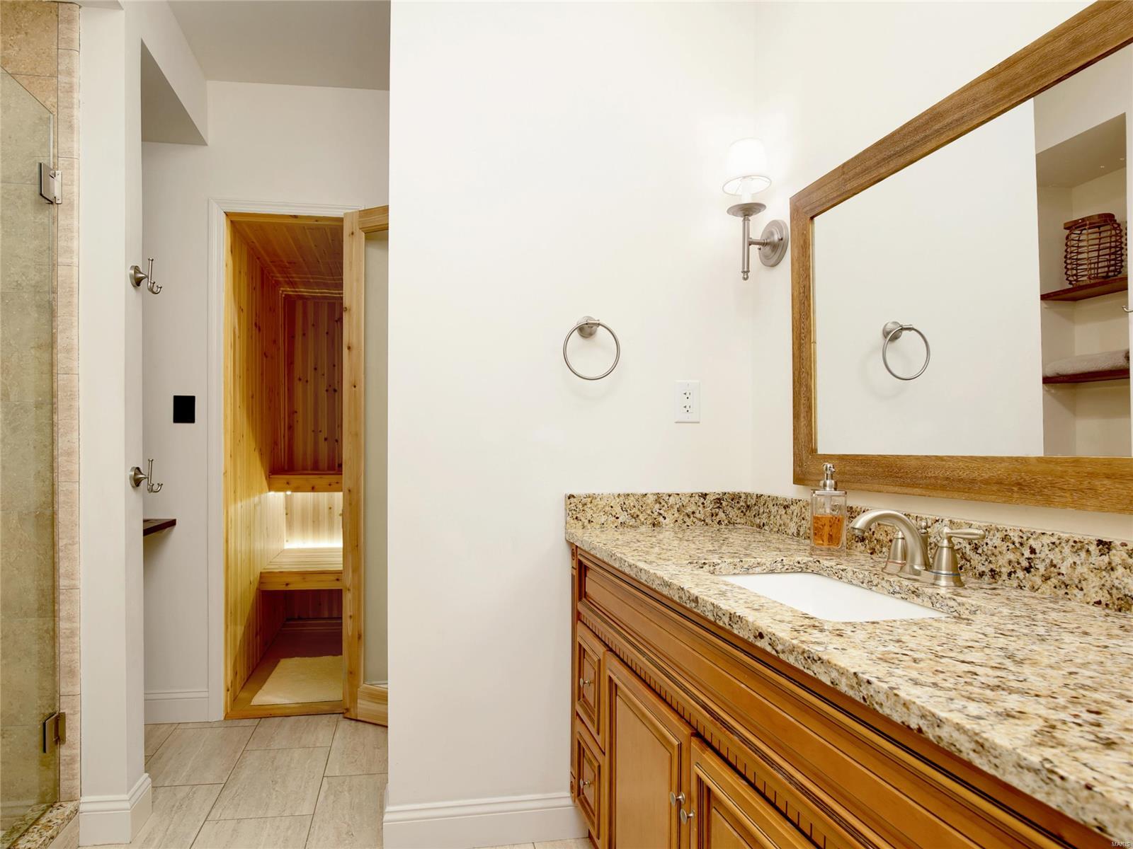 Huntleigh Manor - Residential