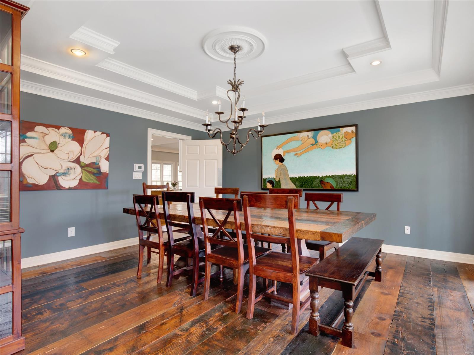 Huntleigh Manor - Residential