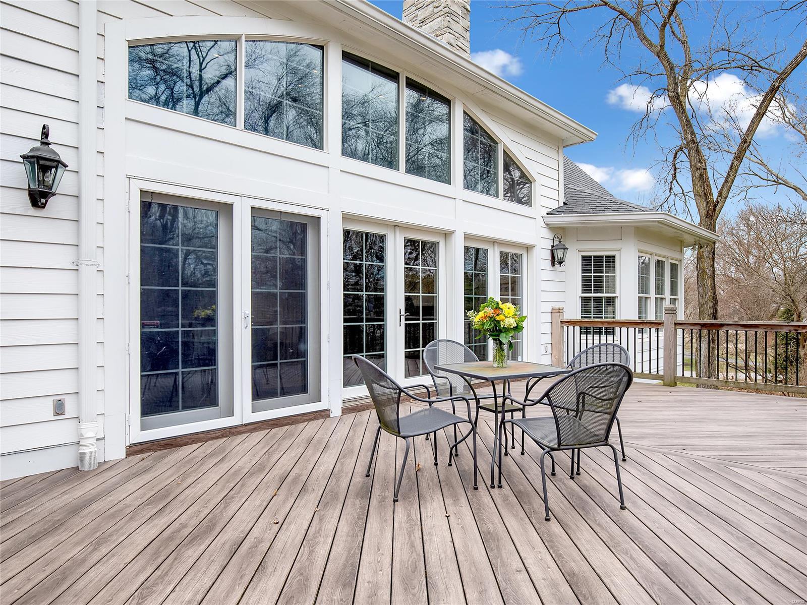 Huntleigh Manor - Residential