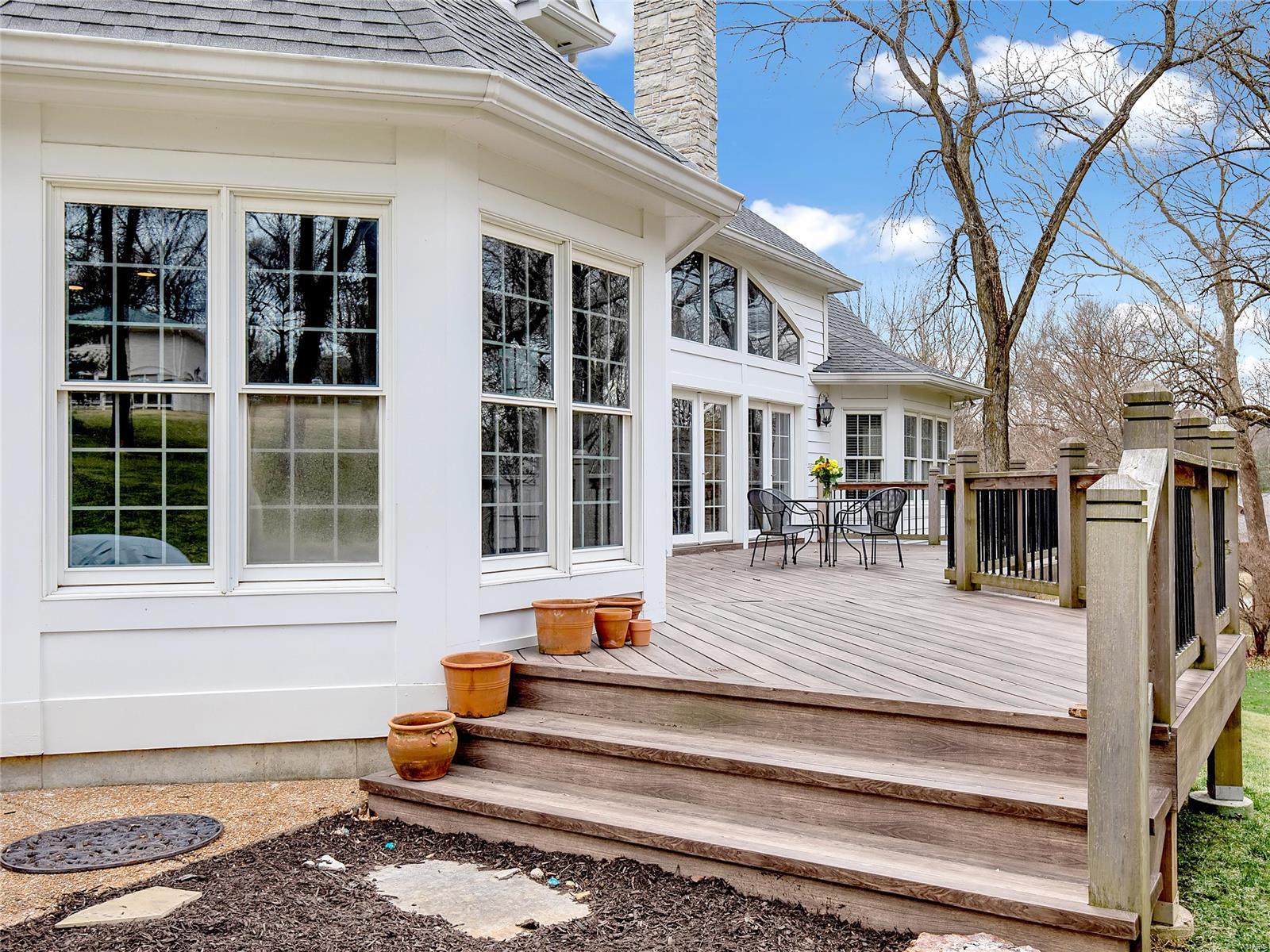 Huntleigh Manor - Residential