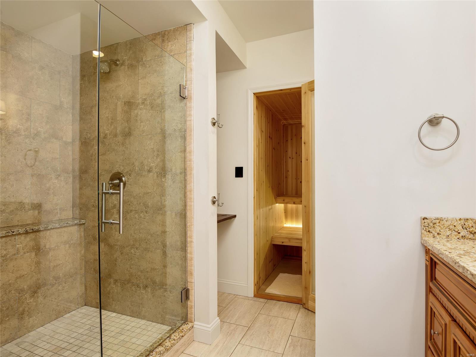 Huntleigh Manor - Residential