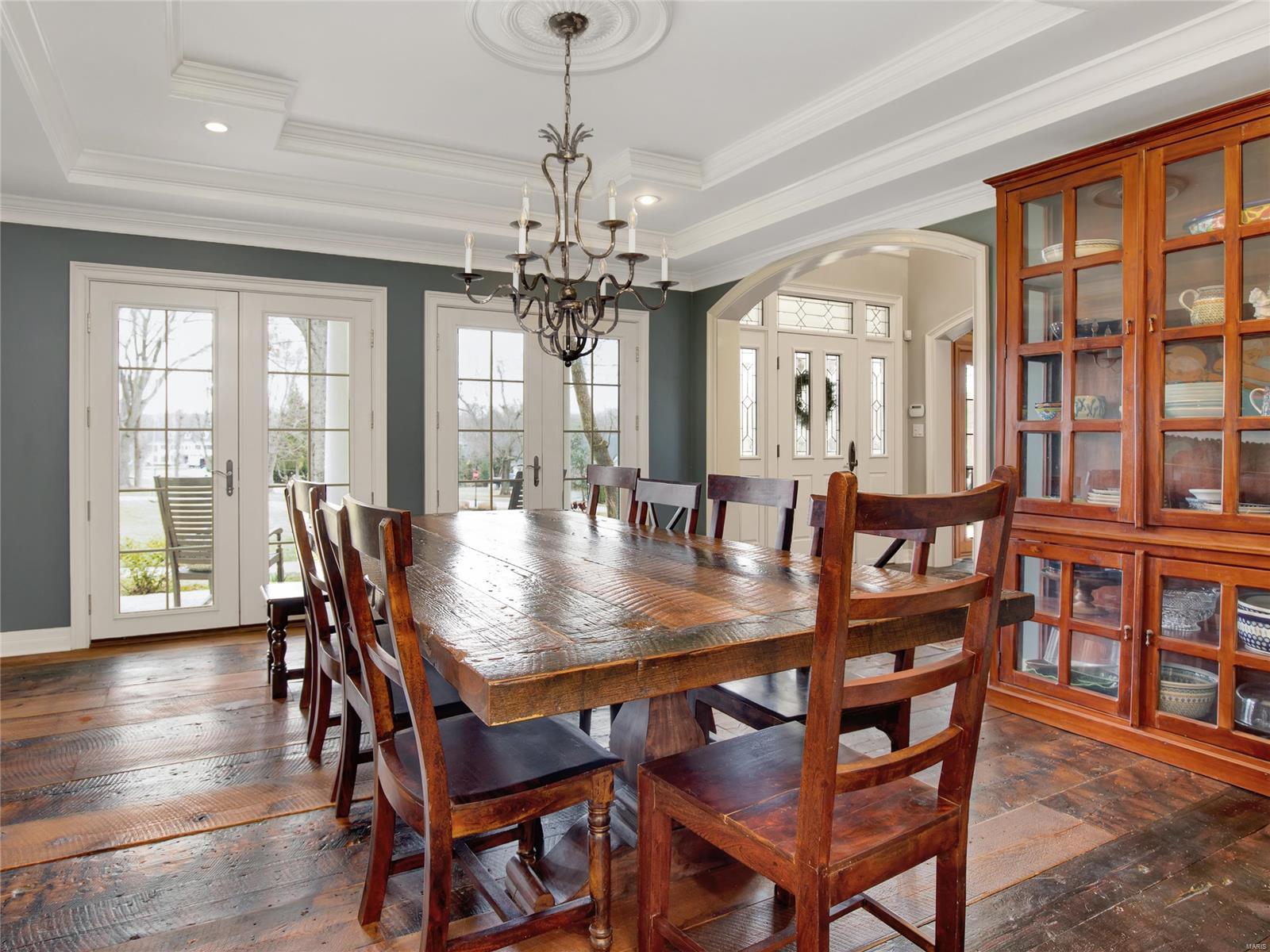 Huntleigh Manor - Residential