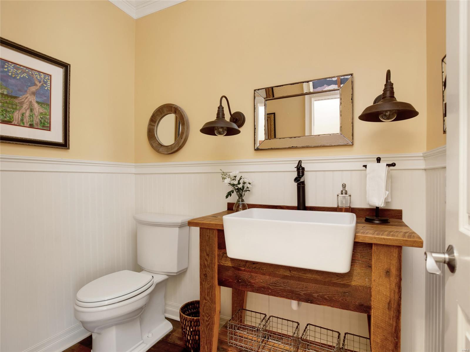 Huntleigh Manor - Residential