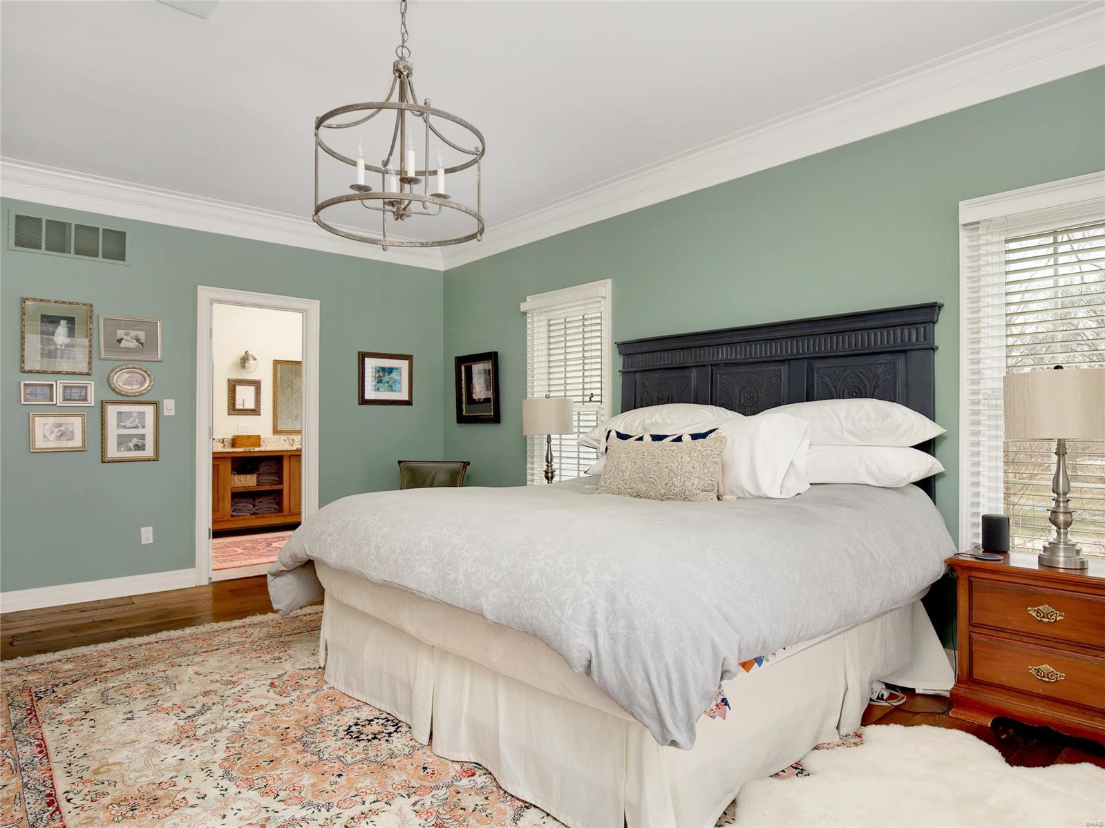 Huntleigh Manor - Residential