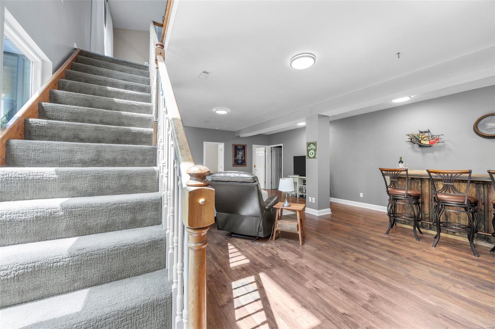 Lake St Louis, Missouri 63367, United States, 5 Bedrooms Bedrooms, ,3 BathroomsBathrooms,Residential,Pending,112455