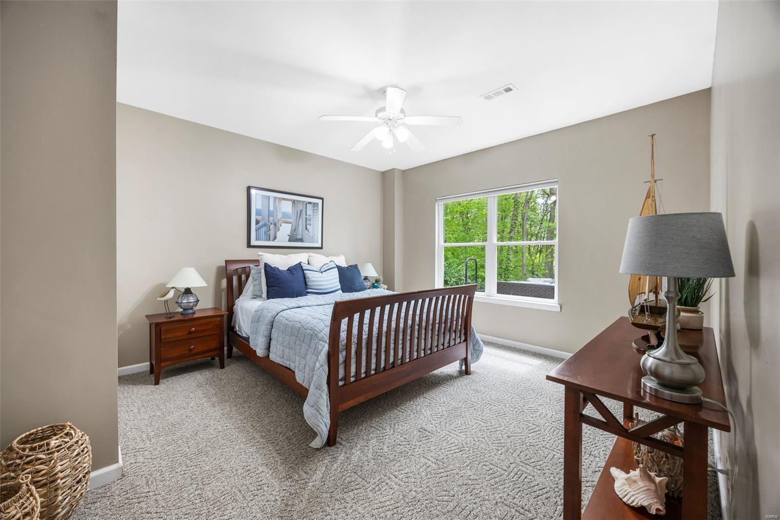 Lake St Louis, Missouri 63367, United States, 5 Bedrooms Bedrooms, ,3 BathroomsBathrooms,Residential,Pending,112455