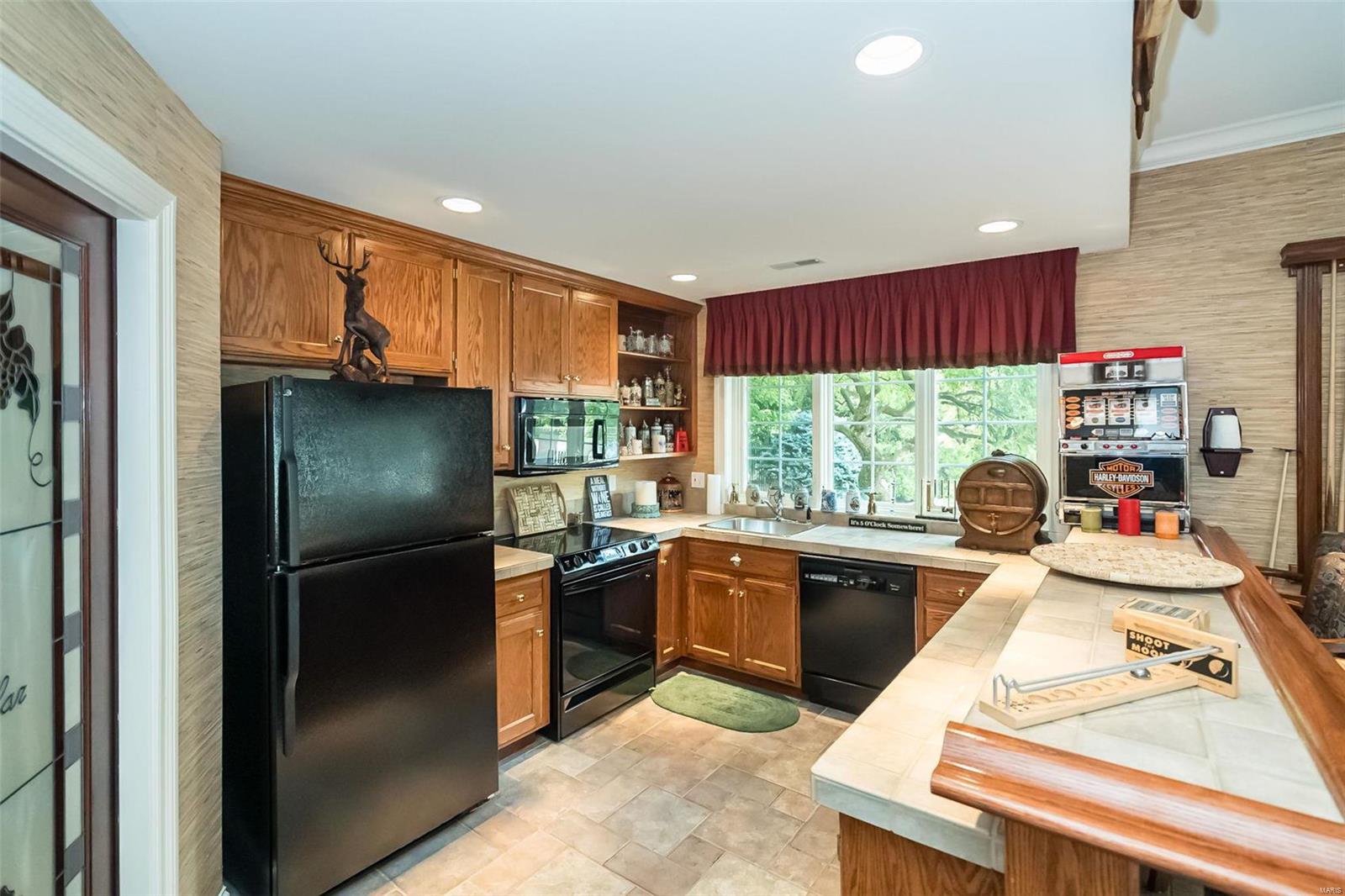 Estates At August Tavern Creek - Residential