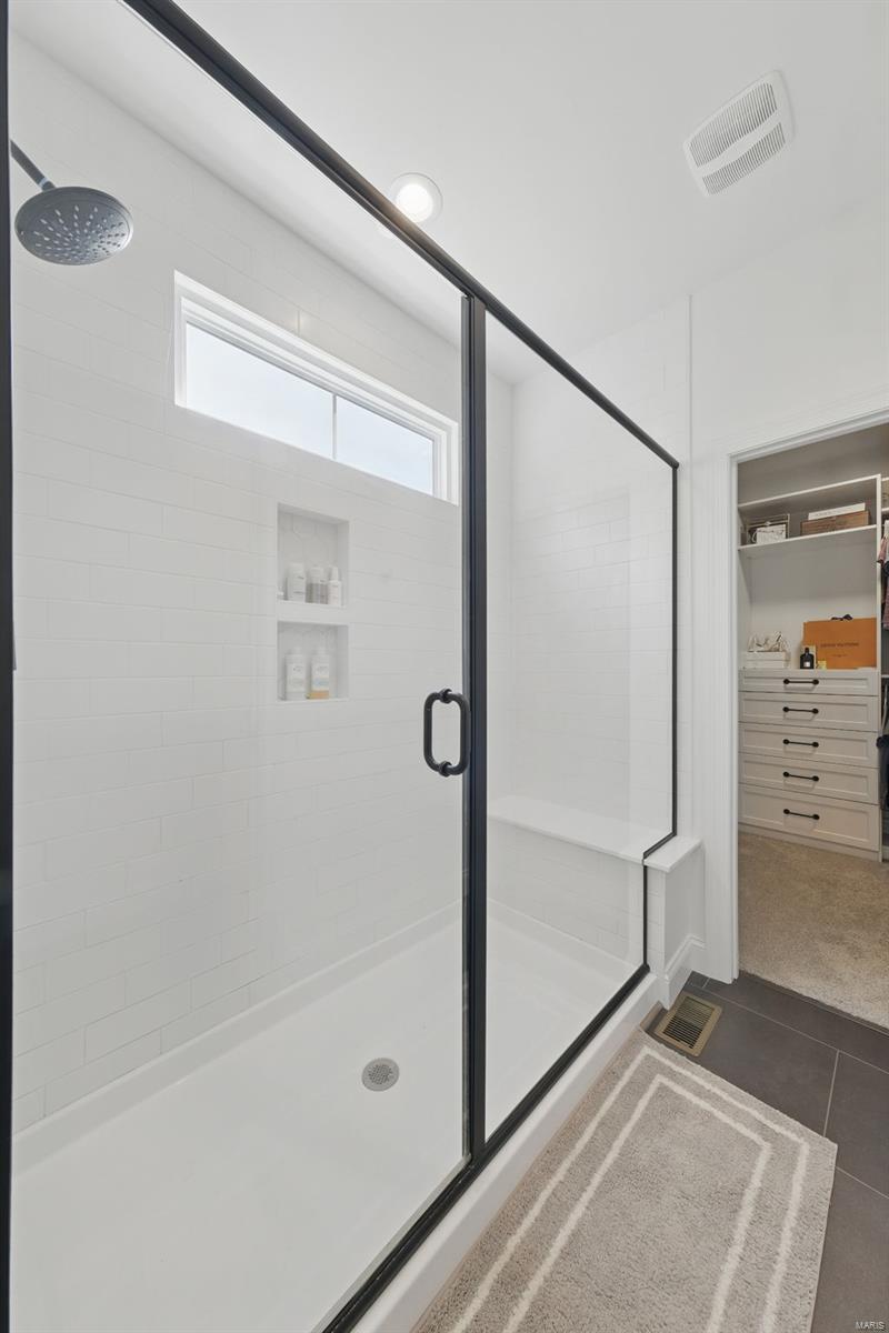 Kirkwood, Missouri 63122, United States, 5 Bedrooms Bedrooms, ,4 BathroomsBathrooms,Residential,Pending,100505