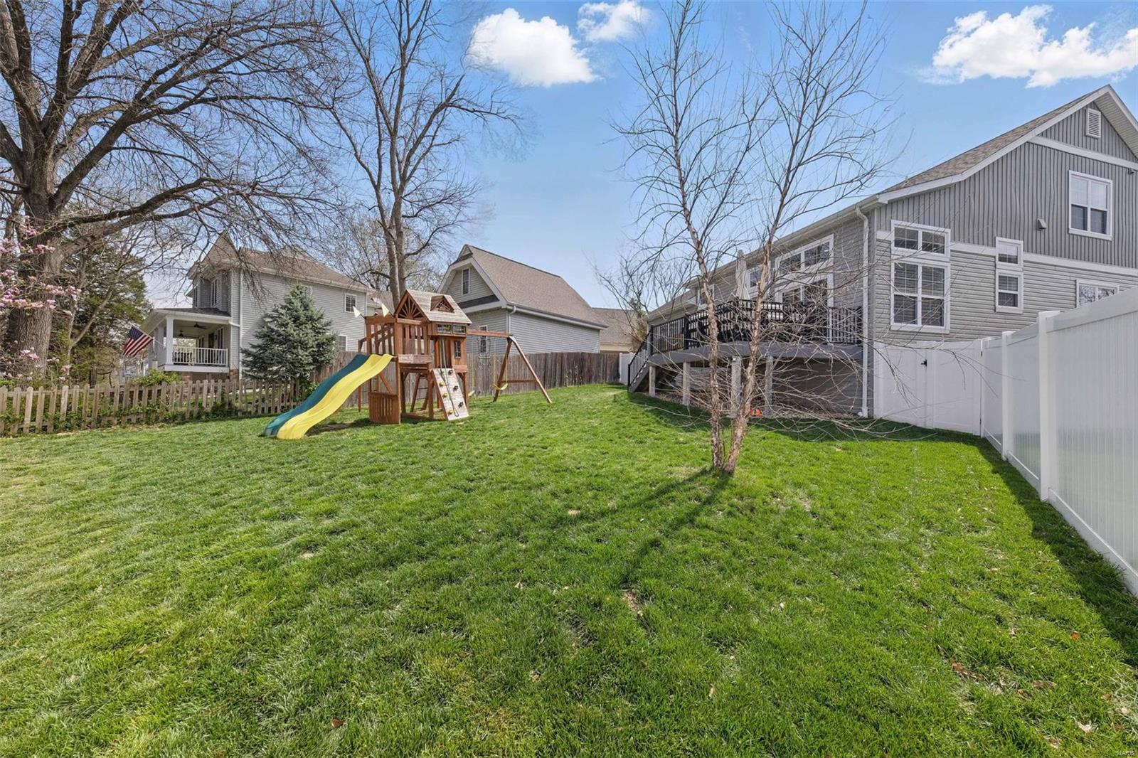 Kirkwood, Missouri 63122, United States, 5 Bedrooms Bedrooms, ,4 BathroomsBathrooms,Residential,Pending,100505