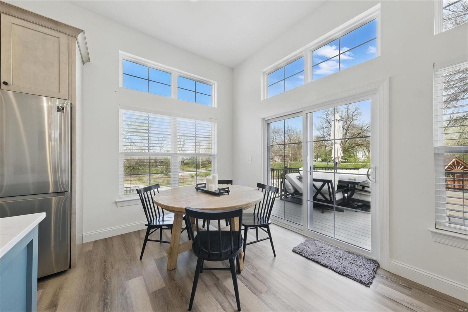 Kirkwood, Missouri 63122, United States, 5 Bedrooms Bedrooms, ,4 BathroomsBathrooms,Residential,Pending,100505