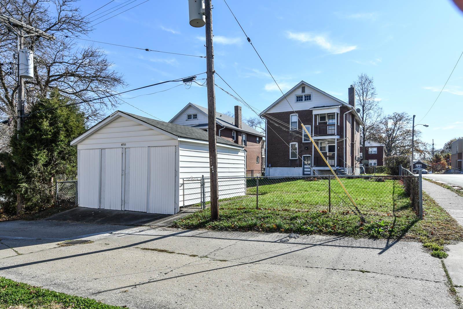 Sadler Place - Residential Income