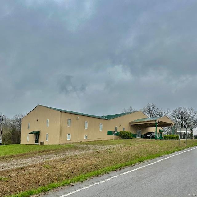 none - Commercial Sale