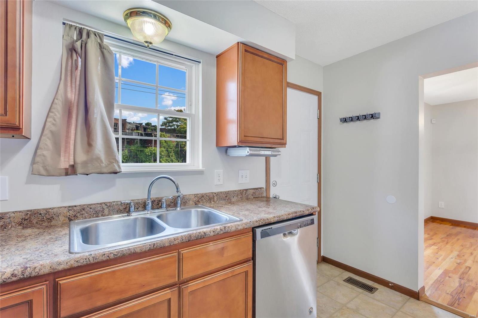 Bettys Walk 01 - Residential