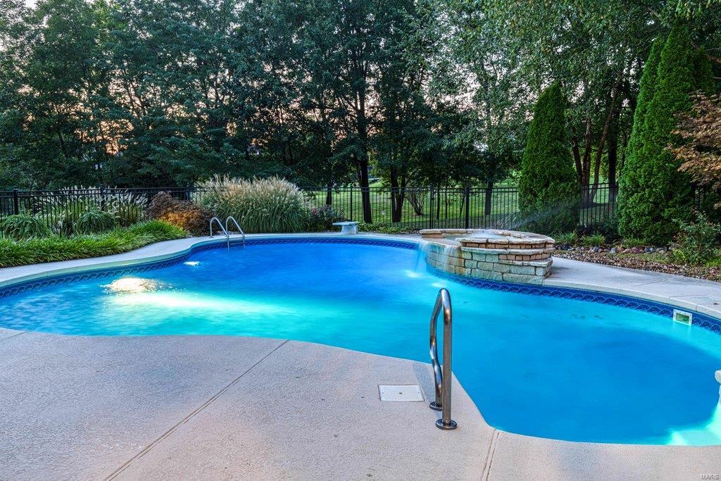 Camelot - Residential