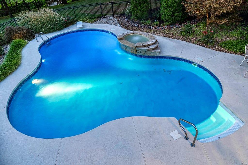 Camelot - Residential