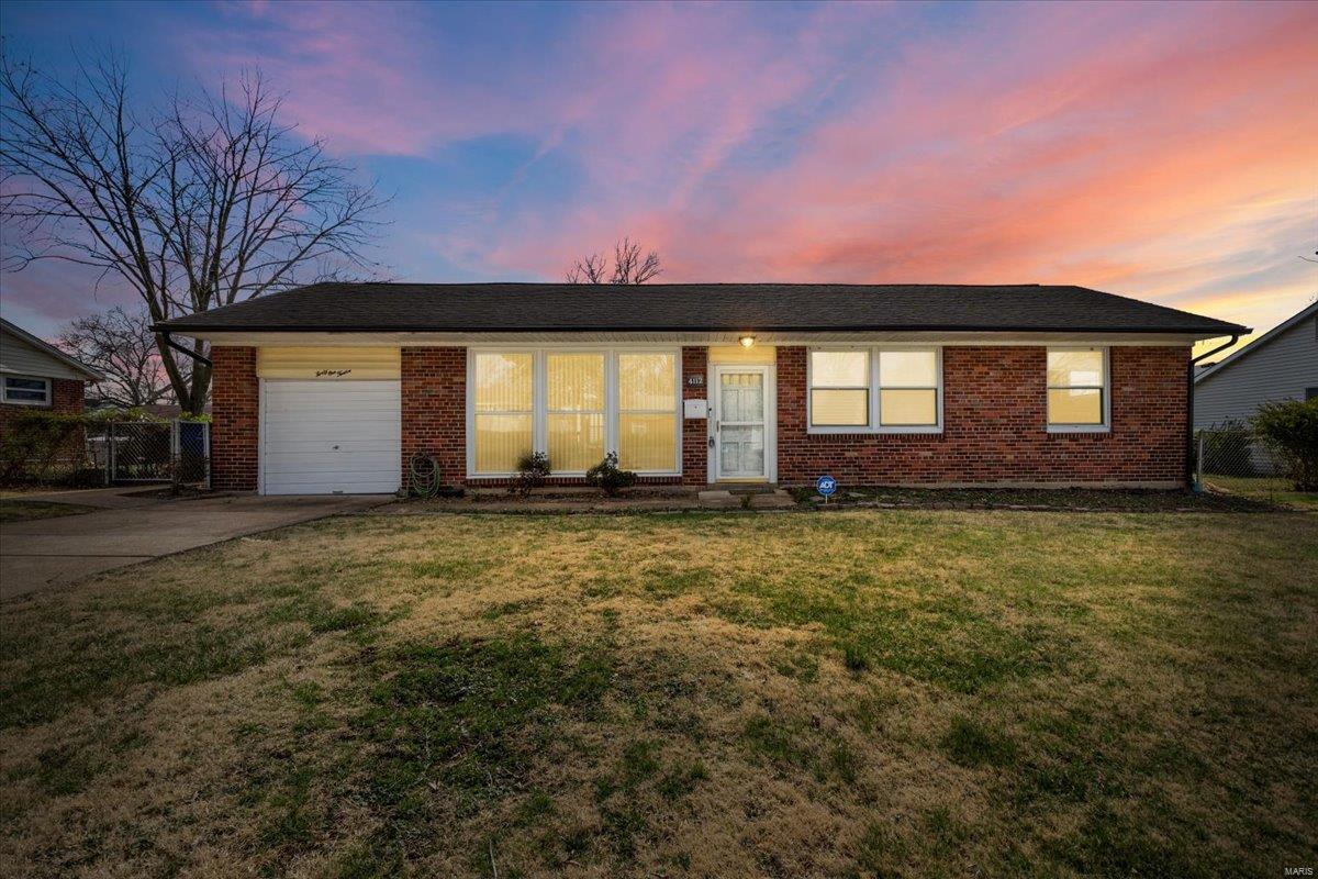 St Louis, Missouri 63116, United States, 3 Bedrooms Bedrooms, ,1 BathroomBathrooms,Residential,Active,94793