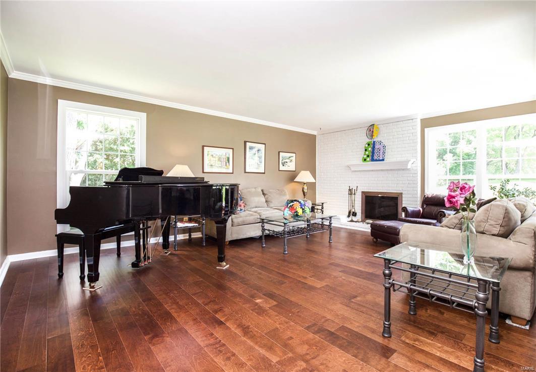 Lindgate Manor - Residential