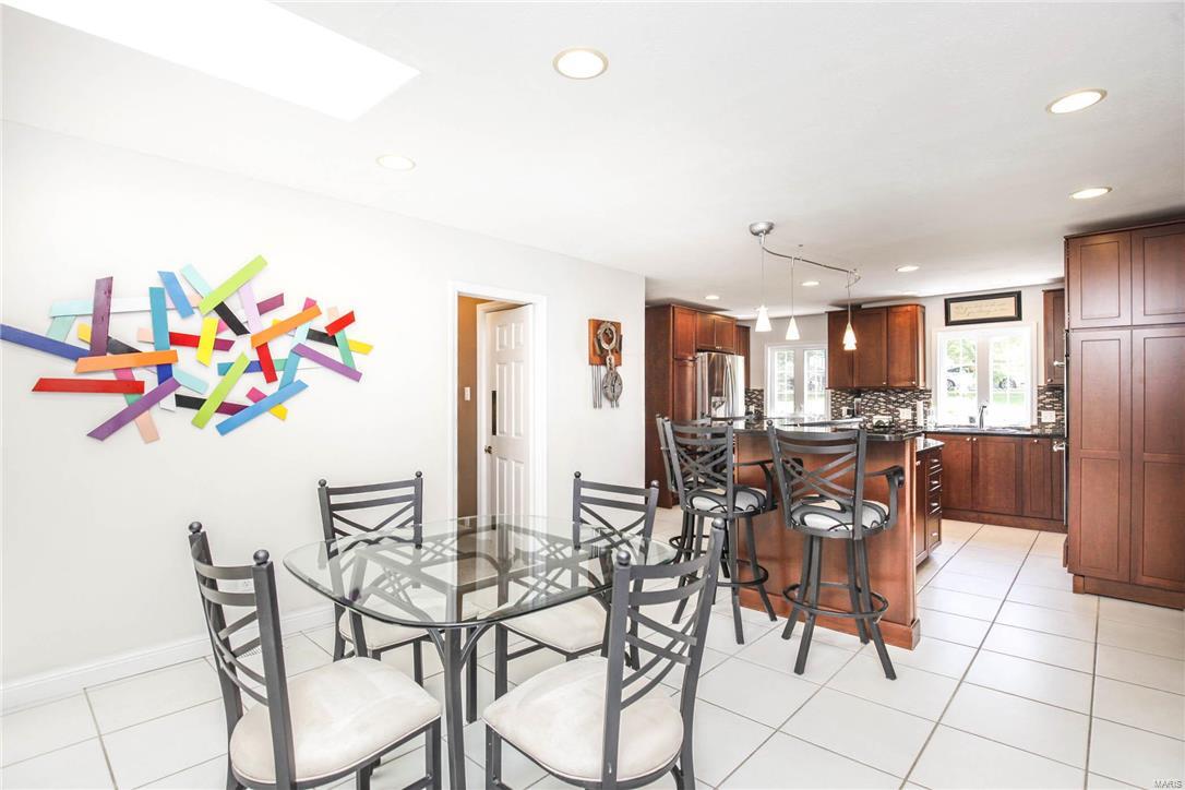 Lindgate Manor - Residential