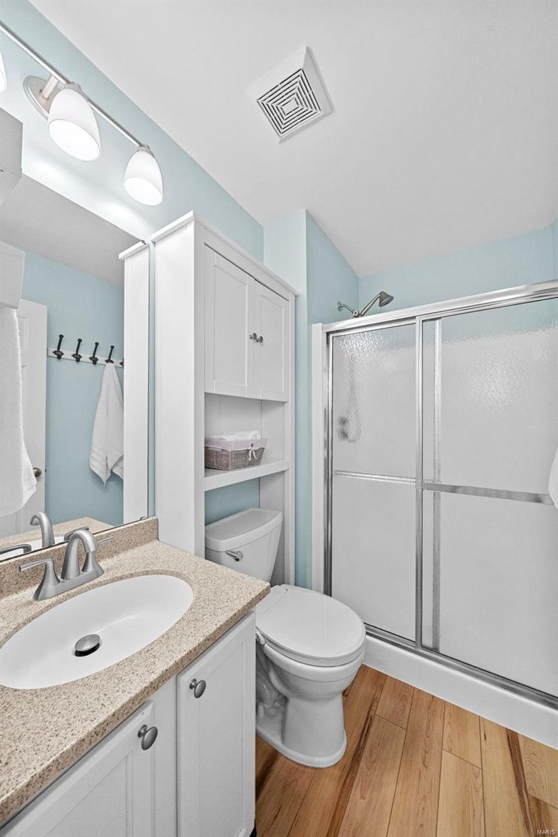 Wentzville, Missouri 63385, United States, 3 Bedrooms Bedrooms, ,2 BathroomsBathrooms,Residential,Pending,85205