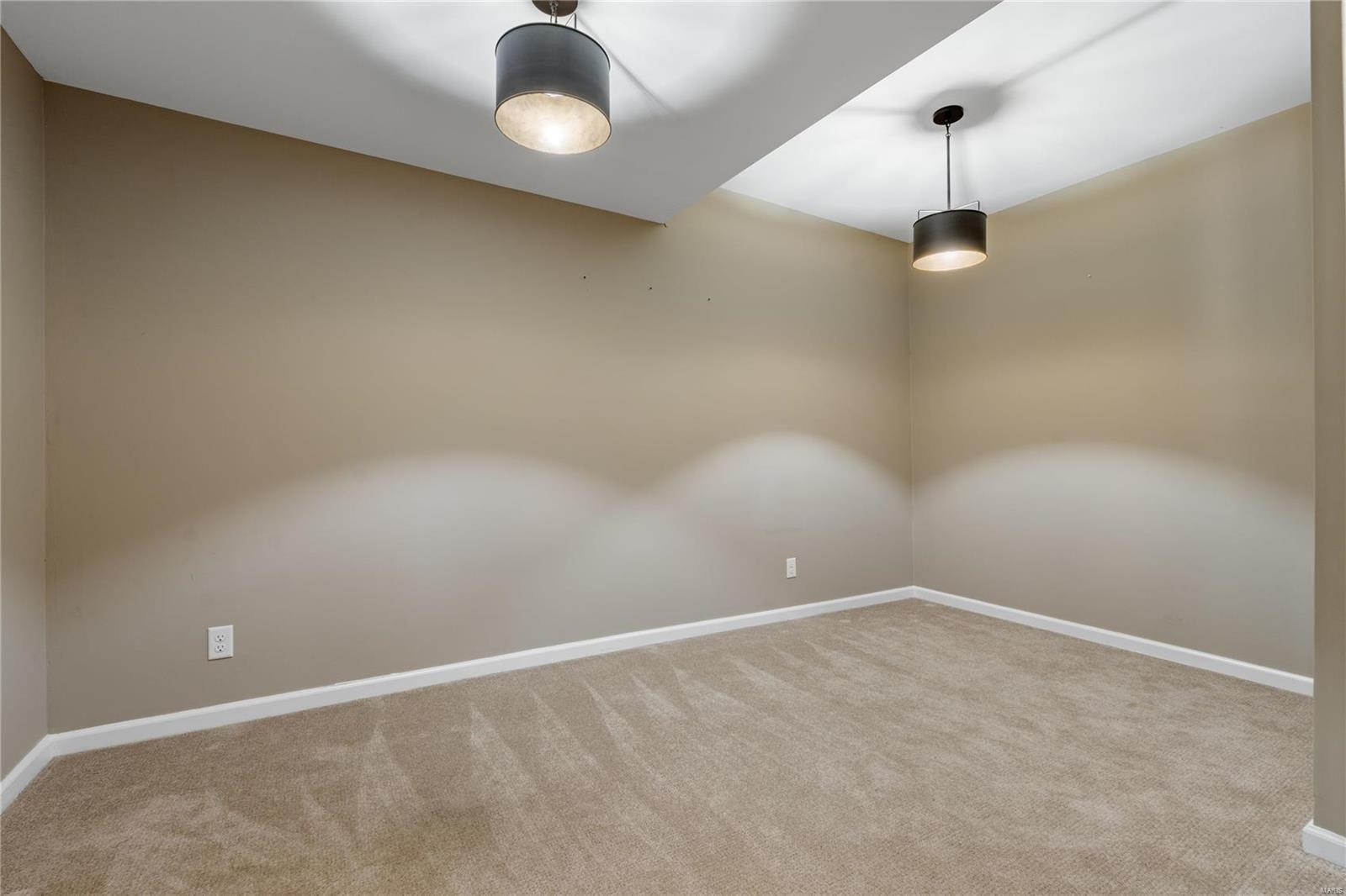 Pine Creek - Residential