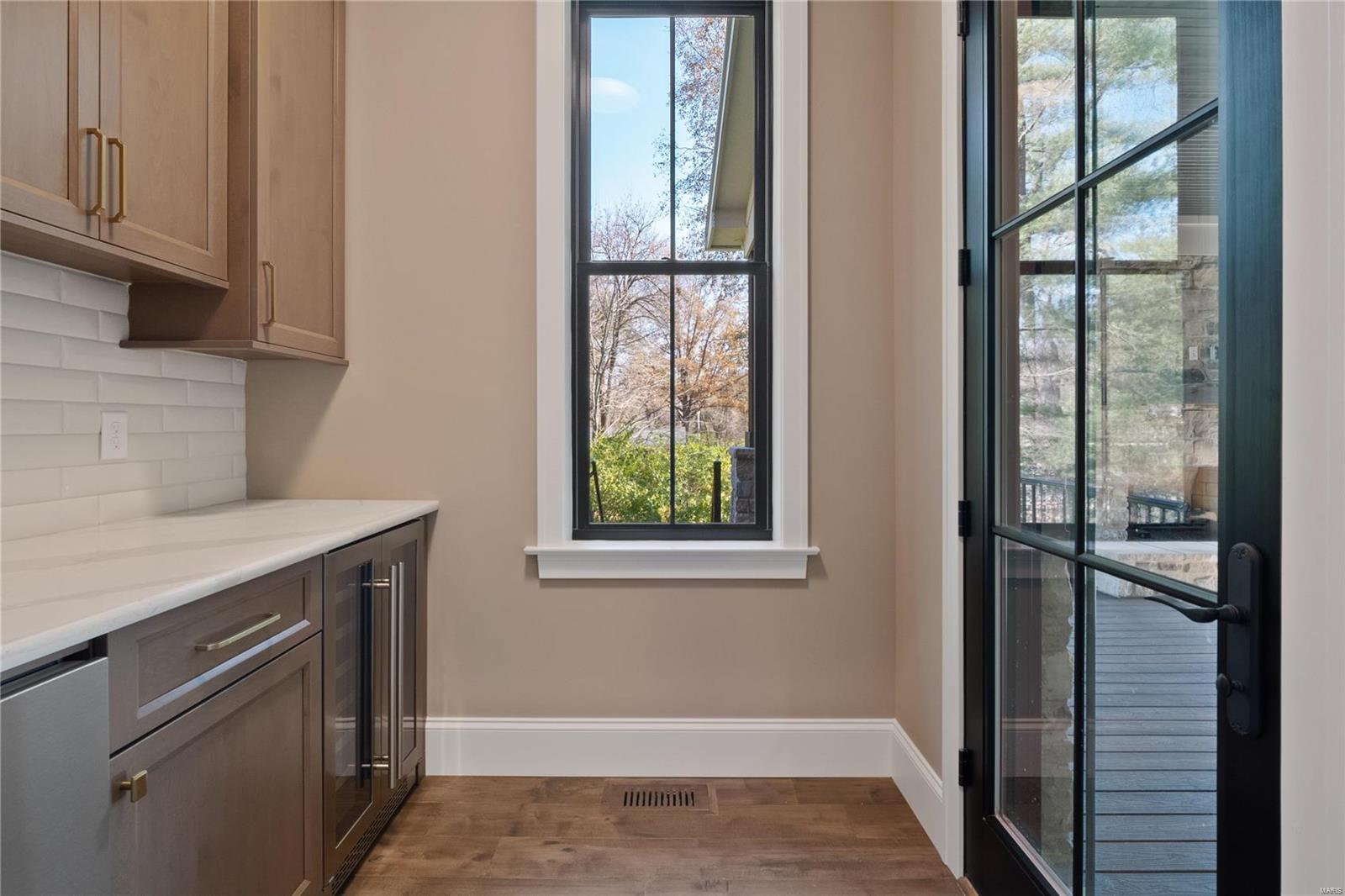 WILLIAMSBURG ESTATES - Residential