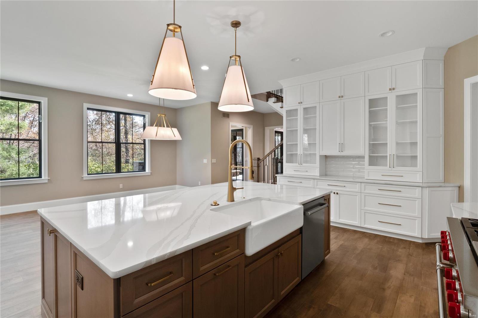 WILLIAMSBURG ESTATES - Residential