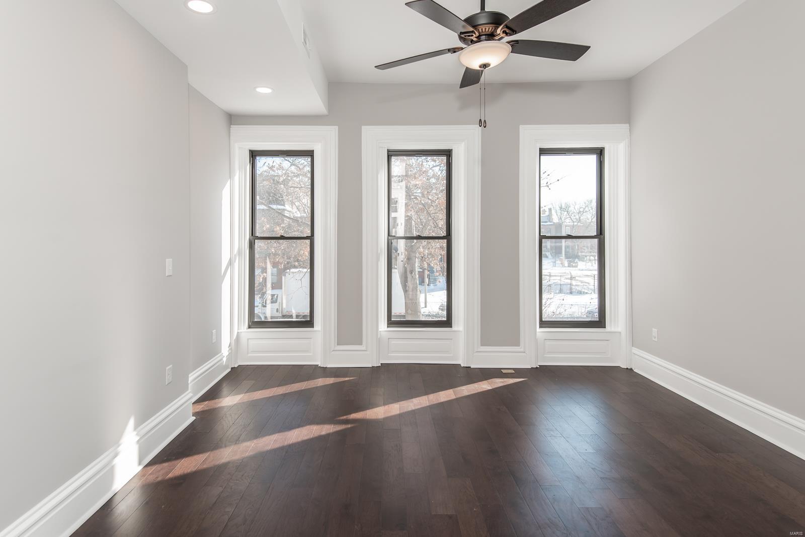 St Louis, Missouri 63104, United States, 3 Bedrooms Bedrooms, ,3 BathroomsBathrooms,Residential,Pending,22788