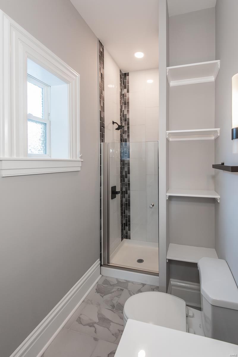 St Louis, Missouri 63104, United States, 3 Bedrooms Bedrooms, ,3 BathroomsBathrooms,Residential,Pending,22788