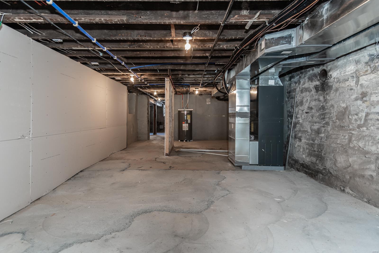 St Louis, Missouri 63104, United States, 3 Bedrooms Bedrooms, ,3 BathroomsBathrooms,Residential,Pending,22788