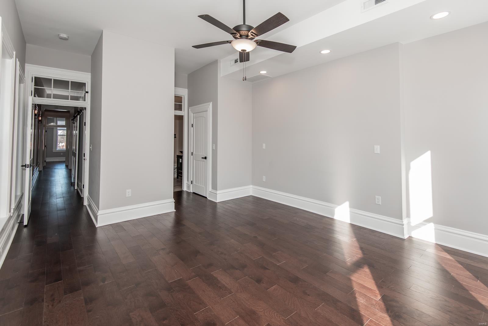 St Louis, Missouri 63104, United States, 3 Bedrooms Bedrooms, ,3 BathroomsBathrooms,Residential,Pending,22788