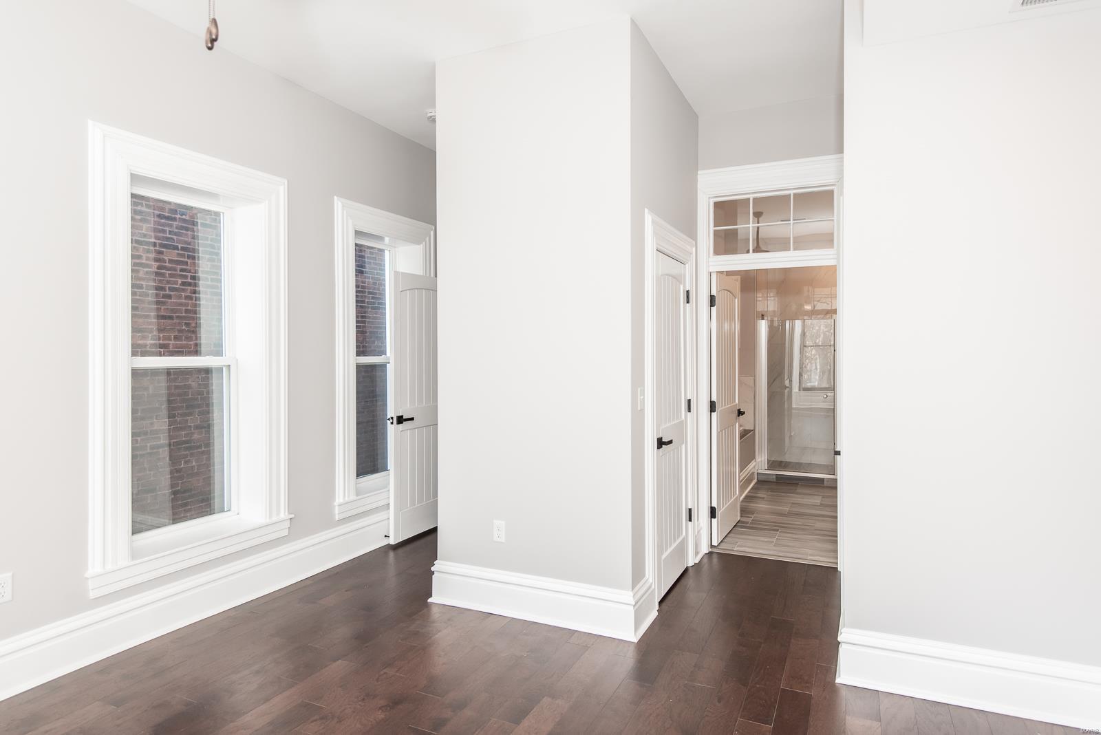 St Louis, Missouri 63104, United States, 3 Bedrooms Bedrooms, ,3 BathroomsBathrooms,Residential,Pending,22788