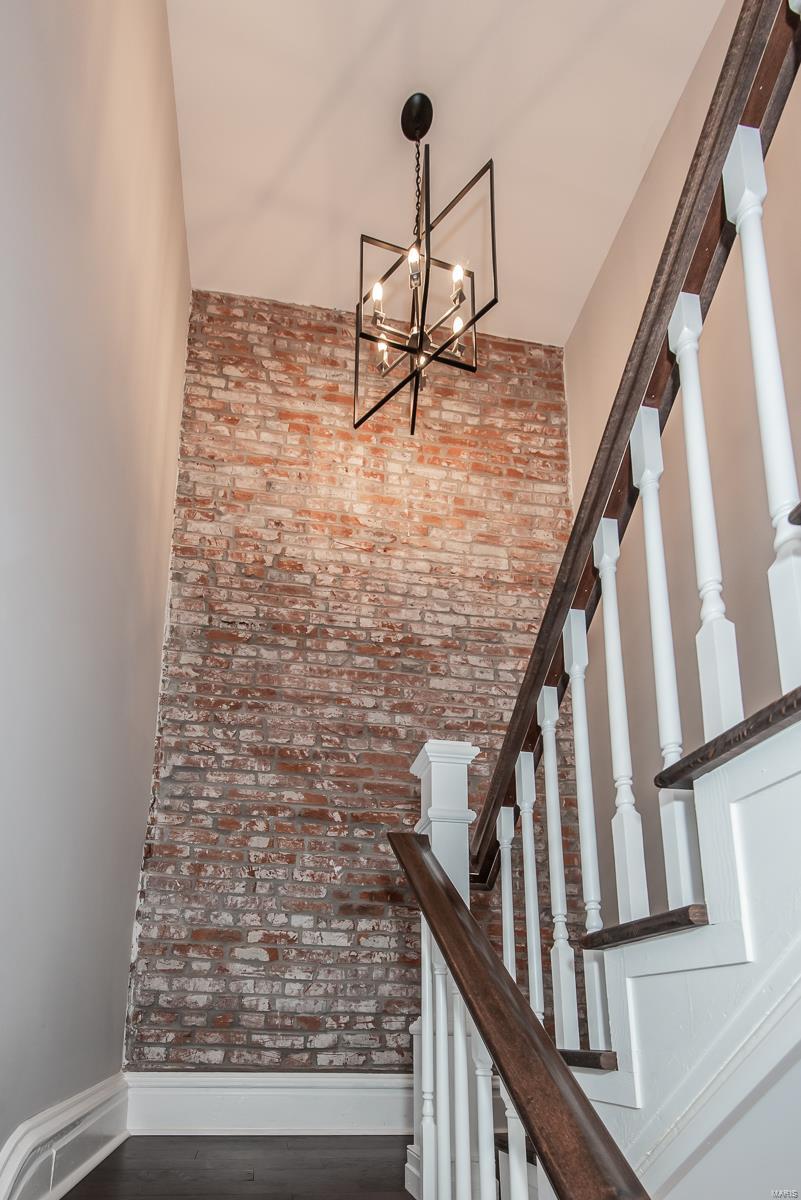 St Louis, Missouri 63104, United States, 3 Bedrooms Bedrooms, ,3 BathroomsBathrooms,Residential,Pending,22788