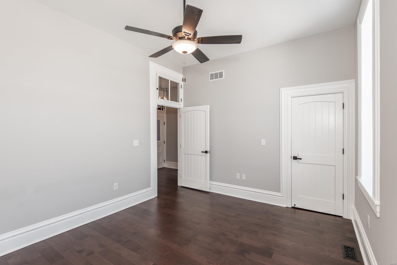 St Louis, Missouri 63104, United States, 3 Bedrooms Bedrooms, ,3 BathroomsBathrooms,Residential,Pending,22788